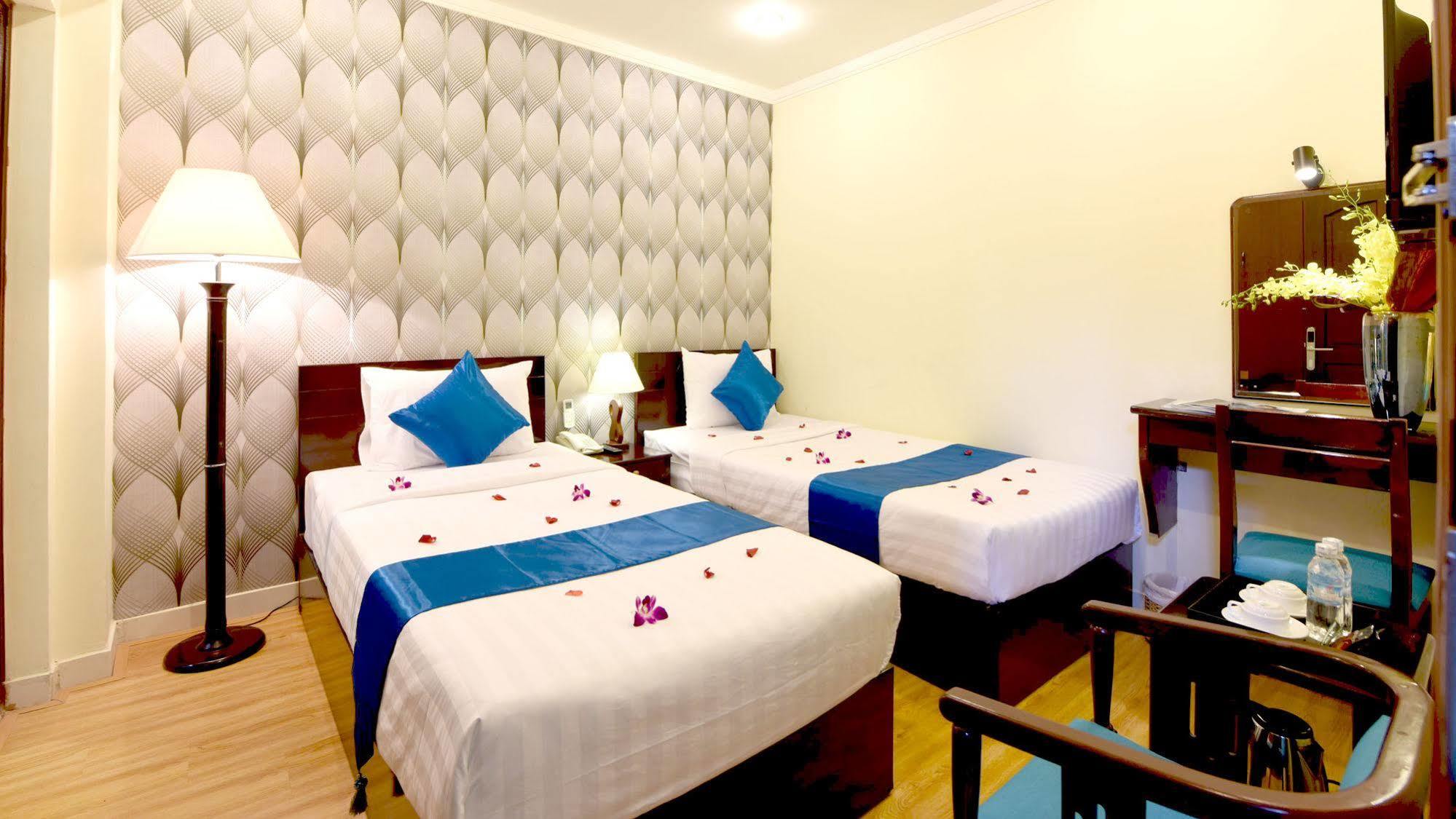 הו צ'י מין סיטי Ruby Saigon Hotel - Le Thanh Ton מראה חיצוני תמונה